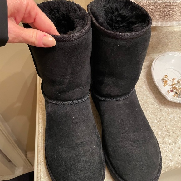 Ugg Sz 6 Black Classic Boot GREAT condition - Picture 5 of 5
